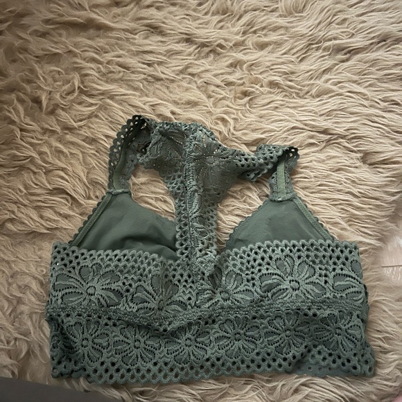 Aerie Bralette - Picture 2 of 3